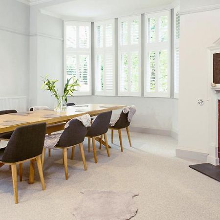 אדינבורו Ramsay Gardens - Grand 4-Bedroom Apartment Next To Castle מראה חיצוני תמונה