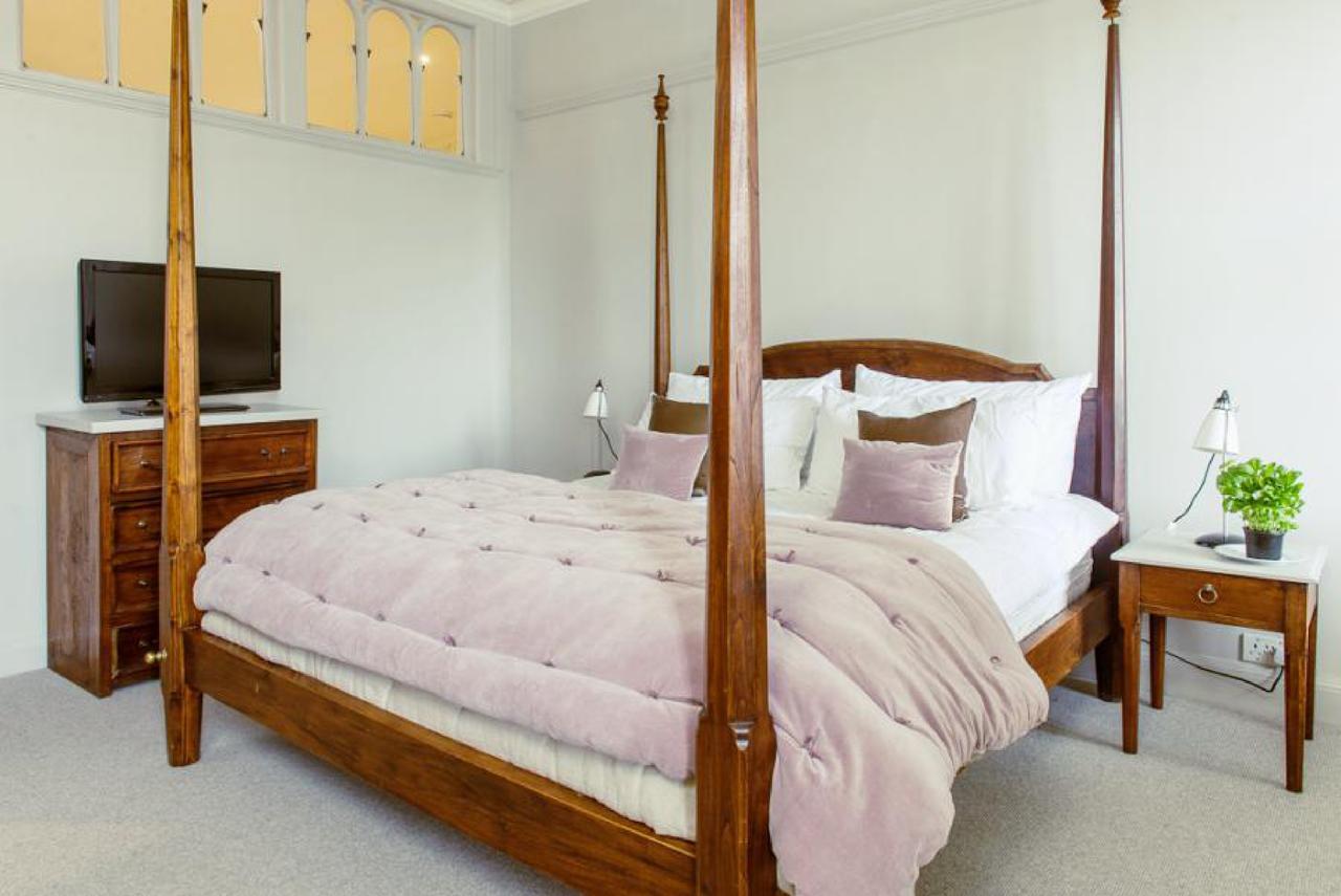 אדינבורו Ramsay Gardens - Grand 4-Bedroom Apartment Next To Castle מראה חיצוני תמונה